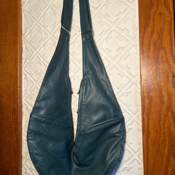 Sash Bag Genuine Leather Cross Body Bag Green/Teal Travel Pockets - Picture 10 of 15